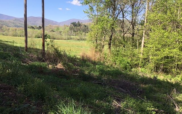 2nd image of 8 A Old Gainesville Hwy