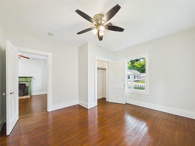 314 W Sidnor St — Photo 20