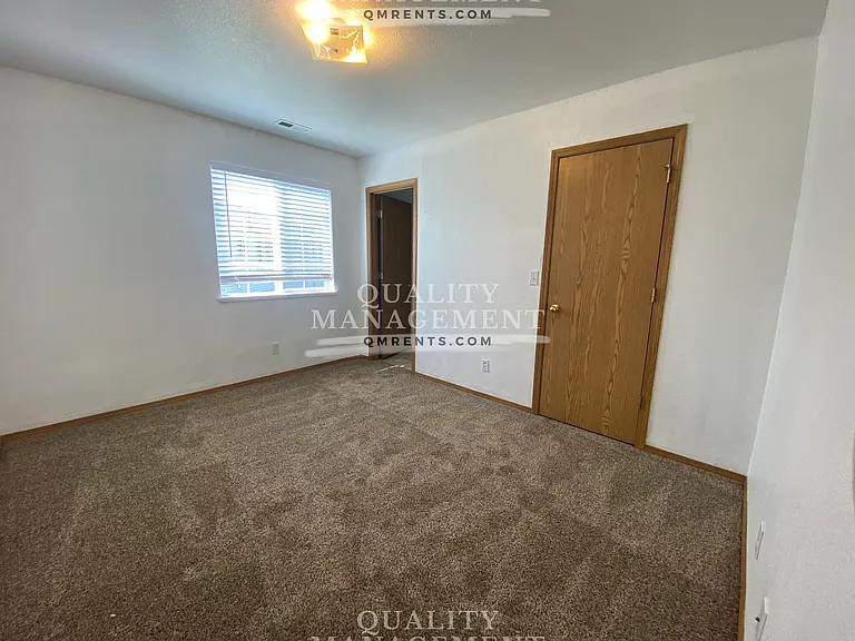 920 N Horton St — Photo 5