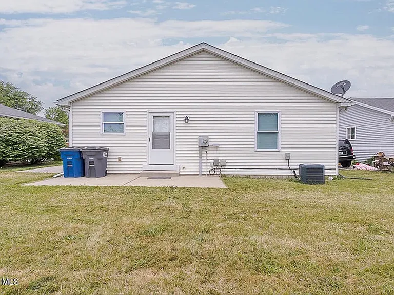 411 Waybridge Rd — Photo 26