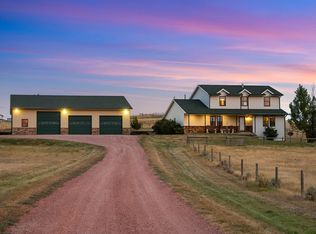 7500 Stone Crest Dr, Gillette, WY 82718
