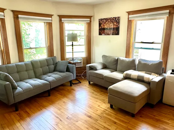 197 S Winooski Ave APT 3, Burlington, VT 05401