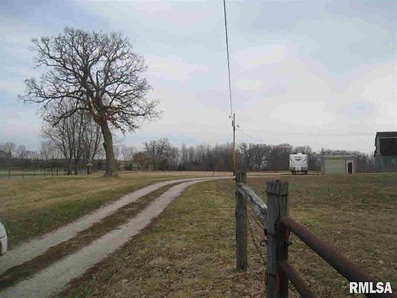 5th image of 459 Pleasant Ave