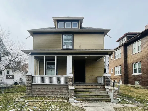 387 S Evergreen Ave, Kankakee, IL 60901