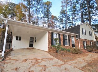 402 SW Maynard Rd, Cary, NC 27511