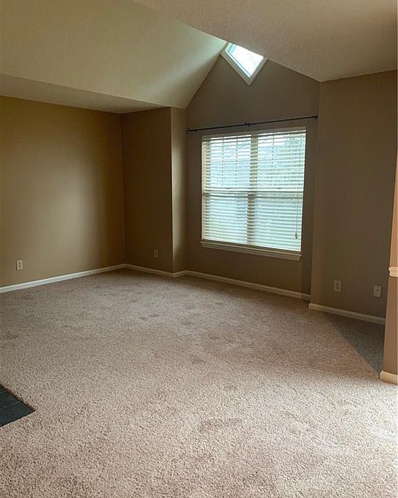 2nd image of 4020 Whirlaway Ct APT M