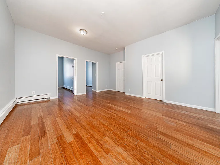 33-34 9th St #1 — Photo 4