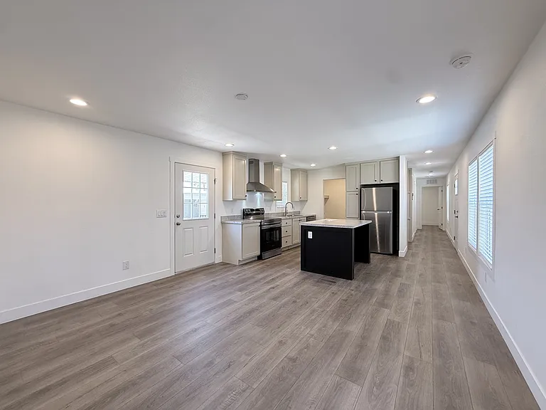 2060 N Center St #464 — Photo 4