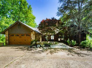 3713 Hollybrook Rd, Rockford, TN 37853