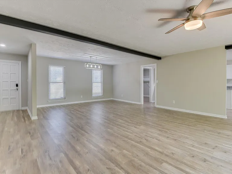 3339 Sugar Mill Rd — Photo 6