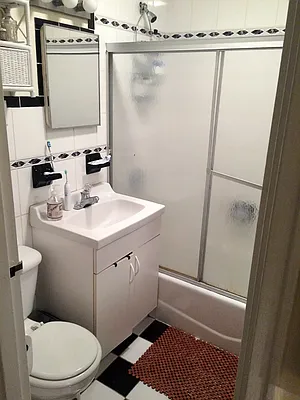 Rented by Francine Realty | media 20