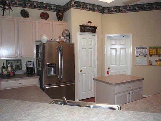 2nd image of 1520 Sessom Dr