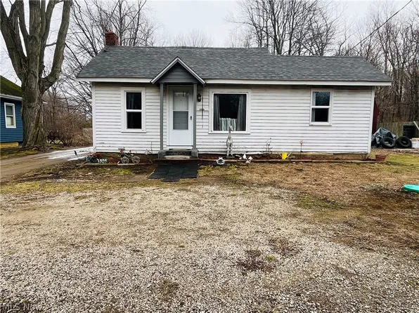 161 West St, Geneva, OH 44041