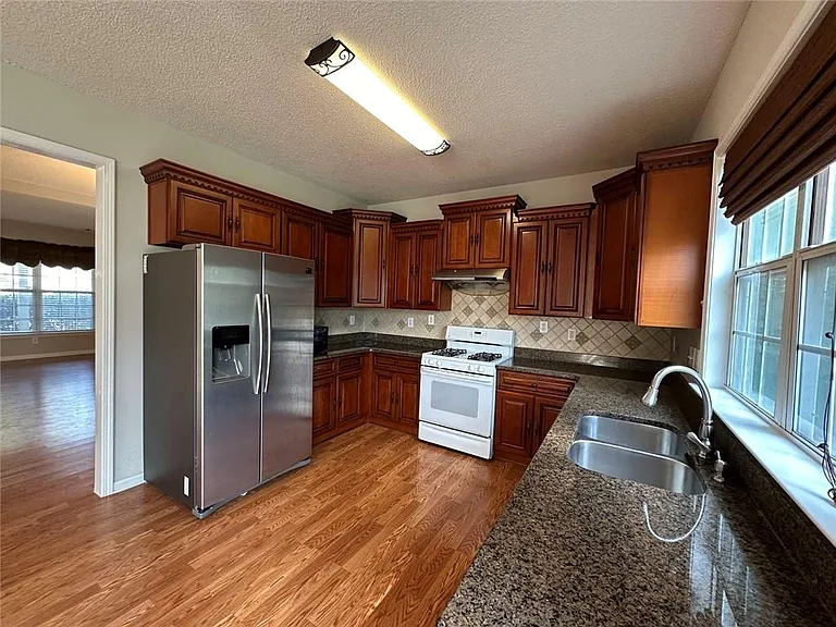 500 Stambridge Ct — Photo 6