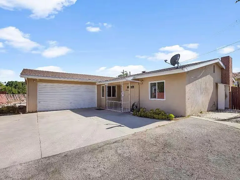 8824 Arcadia Ave — Photo 20