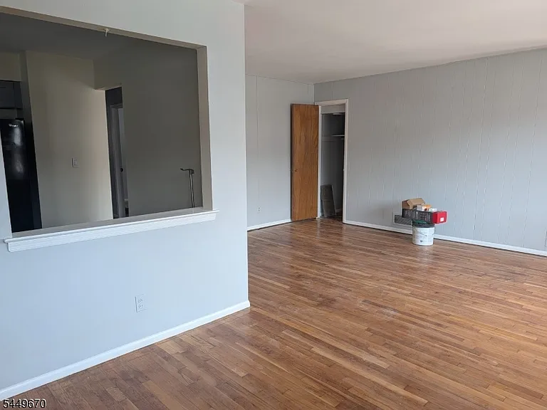 46 Sager Pl — Photo 4