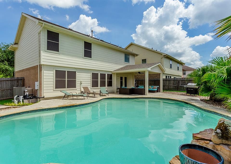 1st image of 10402 Country Squire Blvd