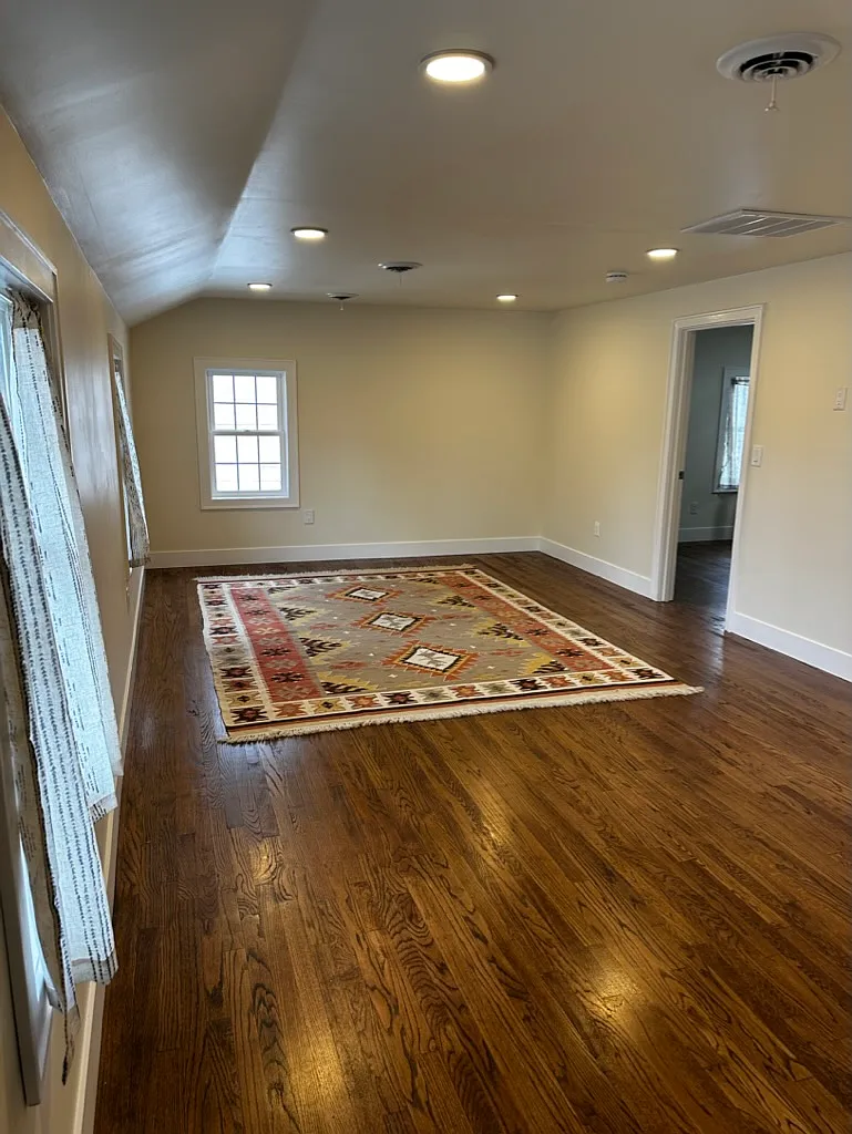 1116 Buffalo St — Photo 3
