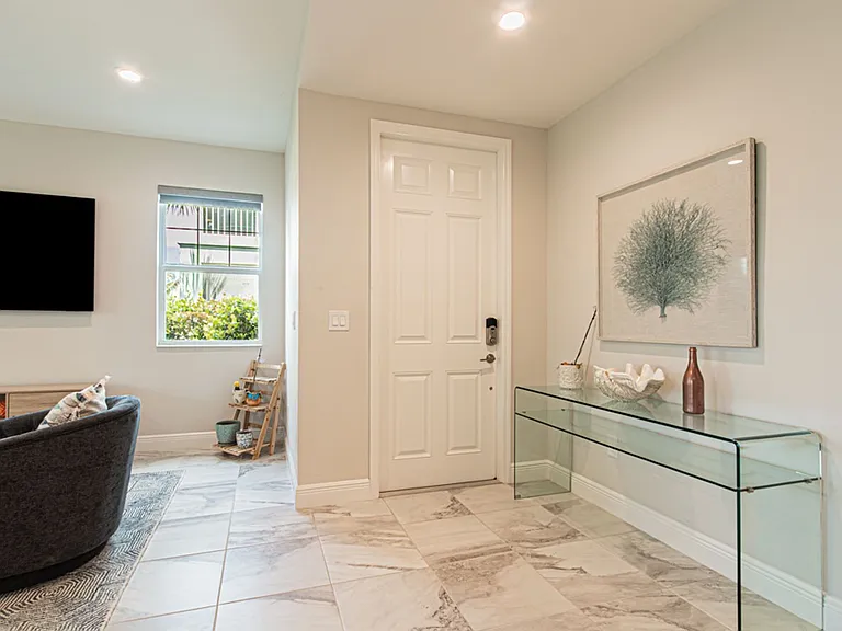 2658 Seychelles Cir #2504 — Photo 2