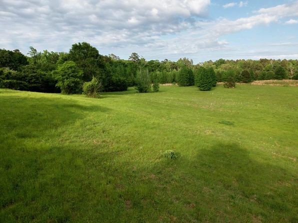 10061 State Highway 21 W, Douglass, TX 75943