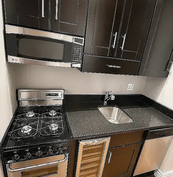 248 Mott St #20 — Photo 3