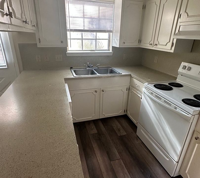 Austin Str Condos 3106 Pearl St Nacogdoches TX Zillow