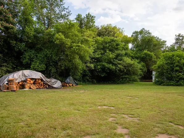 1047 Old Pocalla Rd, Sumter, SC 29150