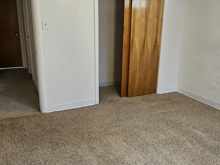 705 Colorado St #B — Photo 11