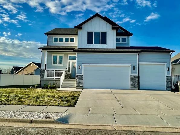 582 E Petersen Pkwy, South Weber, UT 84405