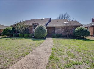 303 Carriage Trl, Rockwall, TX 75087