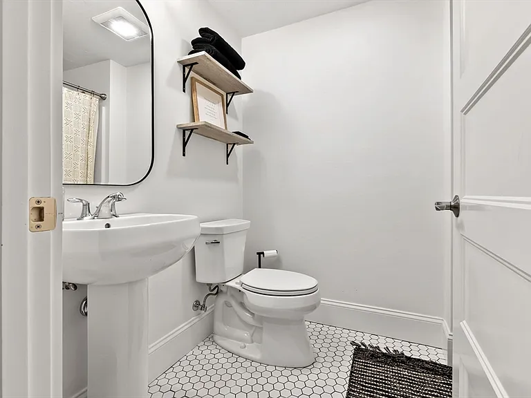 4 Gabaree Ct — Photo 38