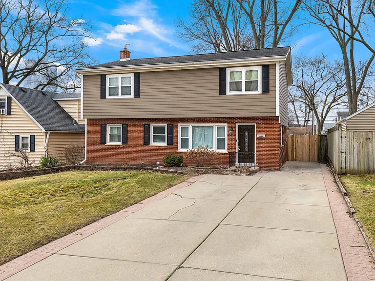 424 W Avery St — Photo 39
