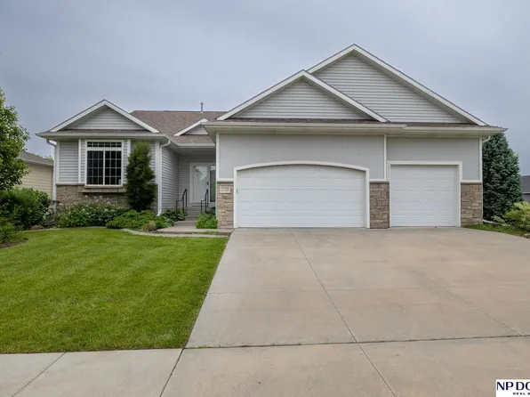 2725 Hoy St, Lincoln, NE 68516