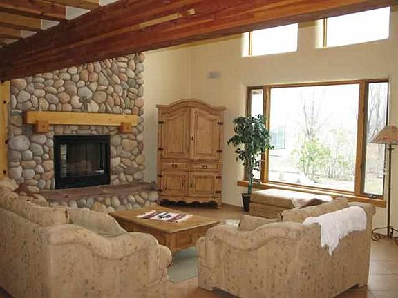 2nd image of 391 Taos Mountain Ln