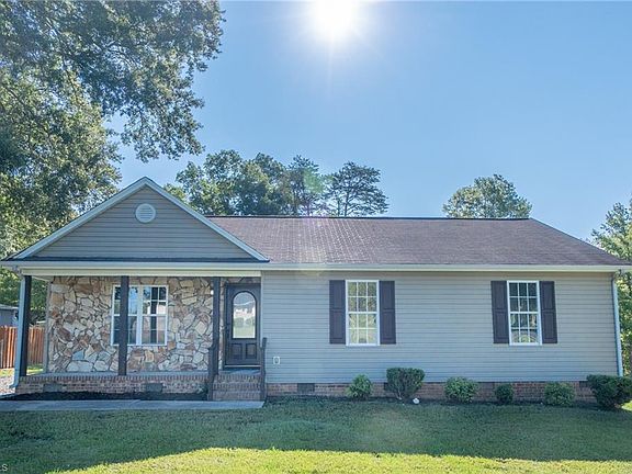 2nd image of 1817 N State Highway 62