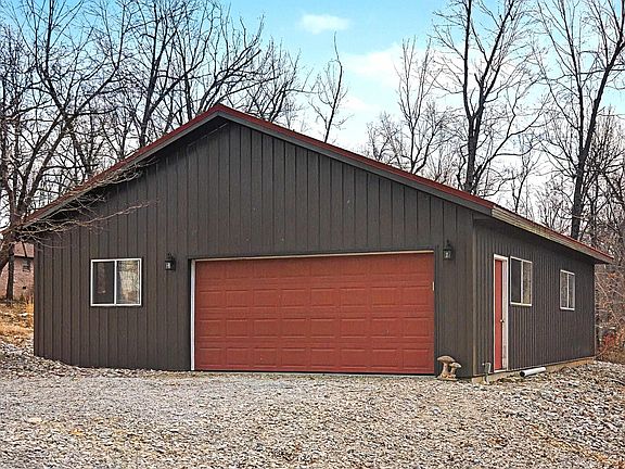 4th image of 160 Westcott Dr