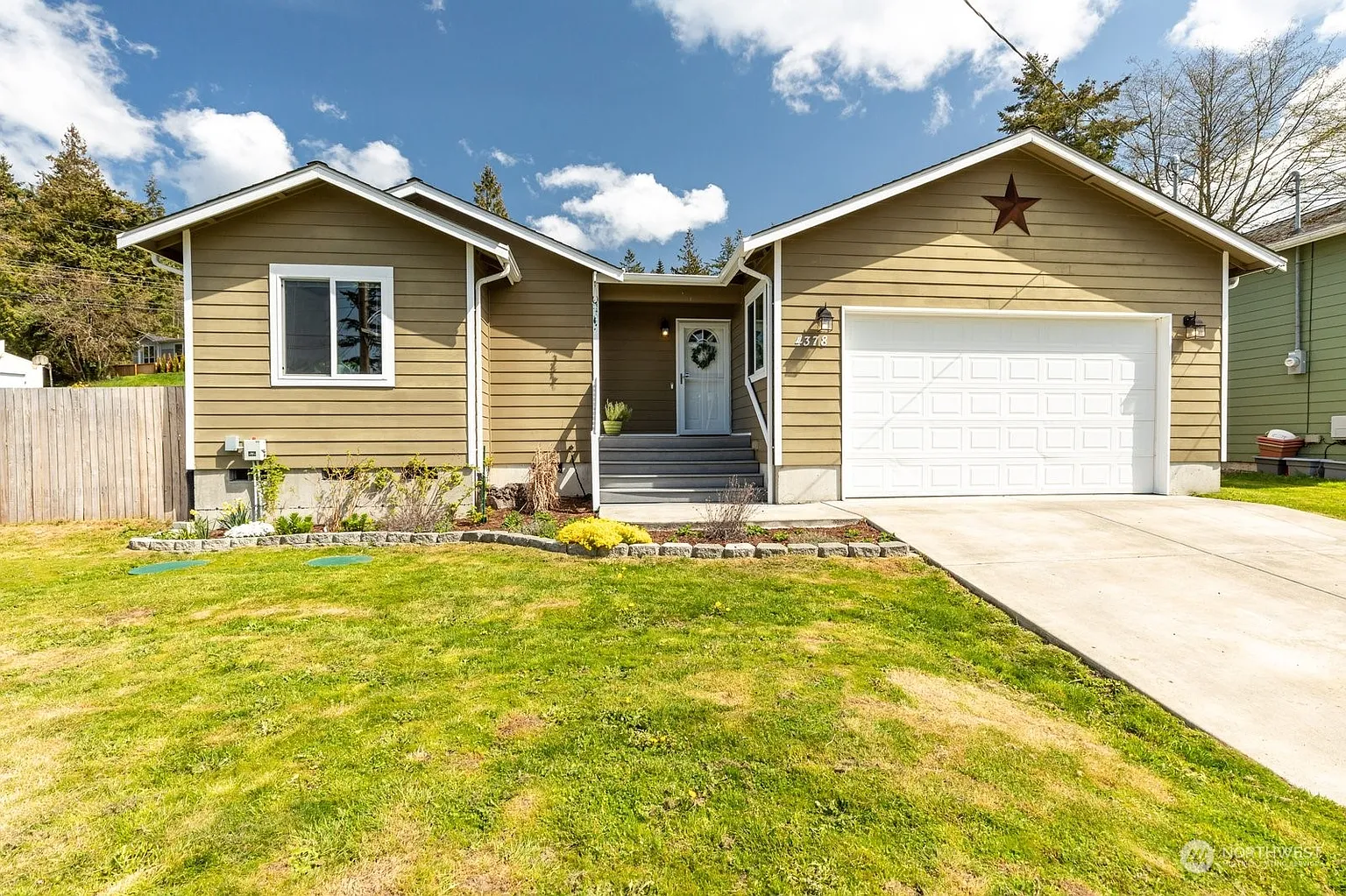 4378 Rhododendron Drive photo 1