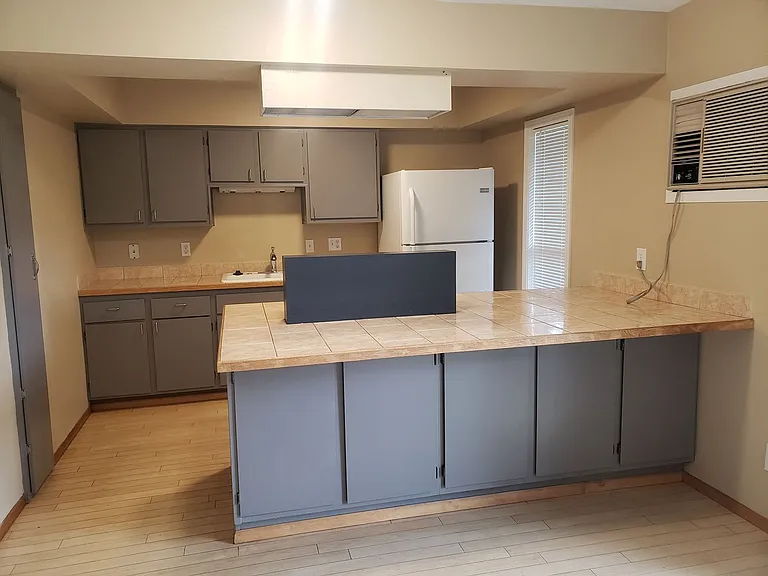 8316 SW Terwilliger Blvd — Photo 10