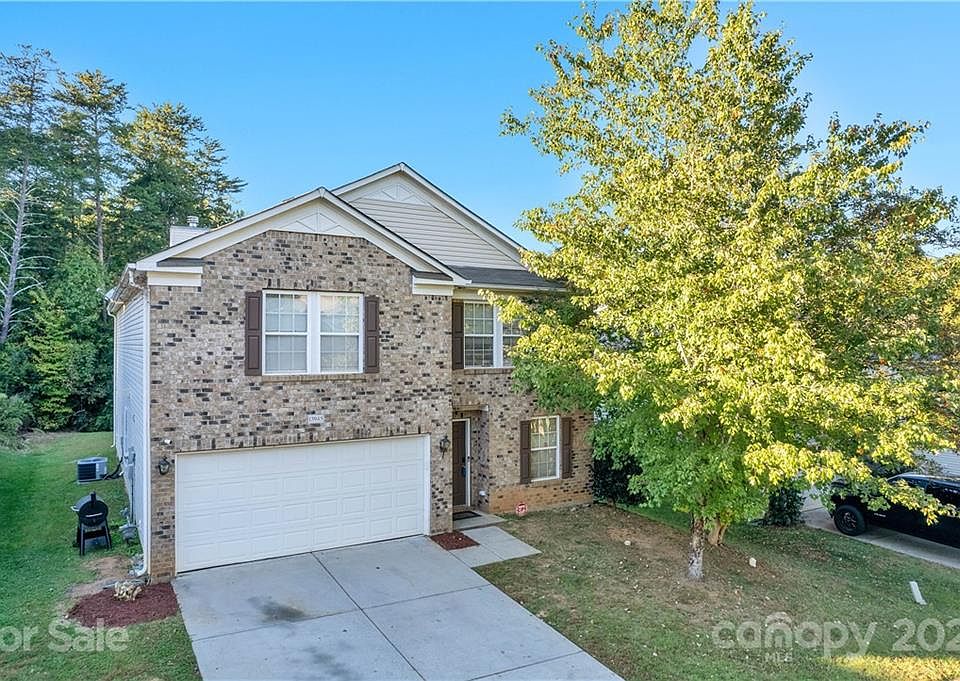 13945 Pinyon Pine Ln, Charlotte, NC 28215 Zillow