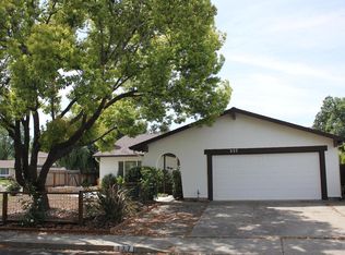 337 Woodhaven Dr, Vacaville, CA