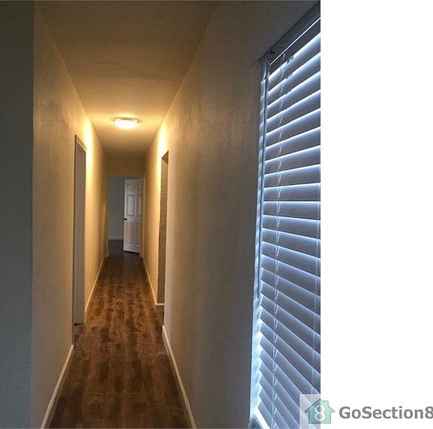 1st image of 10914 Avalon Blvd APT 4