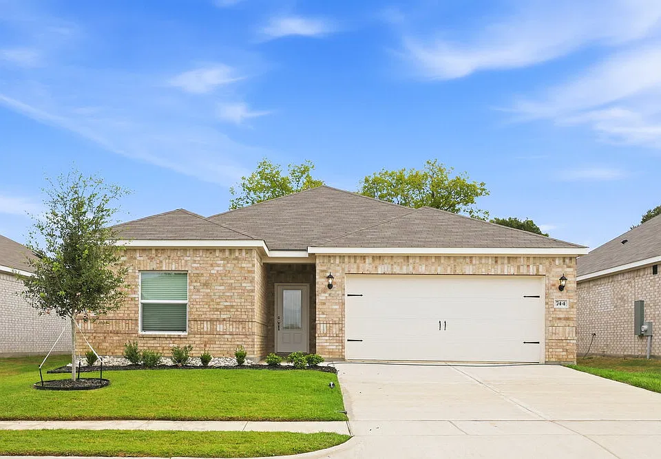 744 Layton Ct