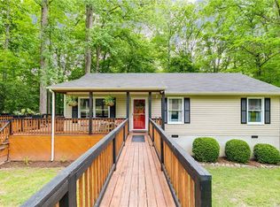 6875 Terminal Rd, Quinton, VA 23141