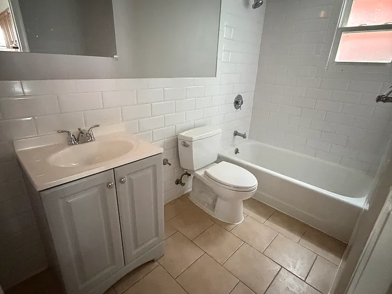 83 W 47th St #2 — Photo 6