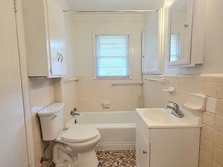 2639 Tredway Dr — Photo 15