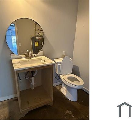 2nd image of 450 Bee Maxey Rd