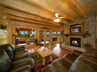 2868 White Oak Ridge Ln, Sevierville, TN 37862