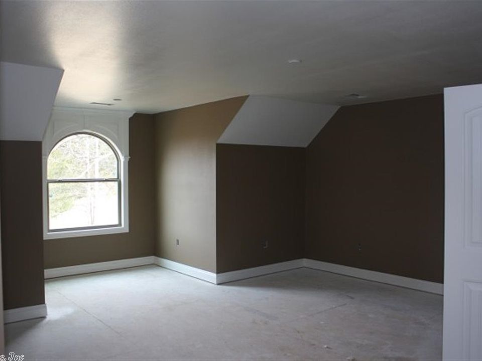 1st image of 2301 Valley Dr