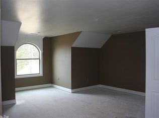 2301 Valley Dr, Searcy, AR 72143