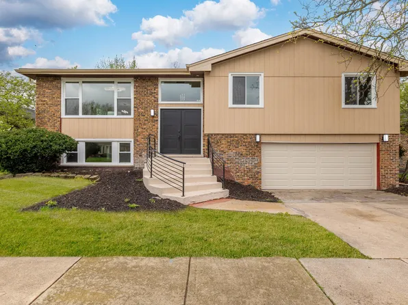 252 S Ellis Ave, Glenwood, IL 60425